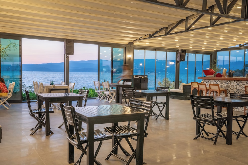 Med Inn Boutique Hotel 38/56