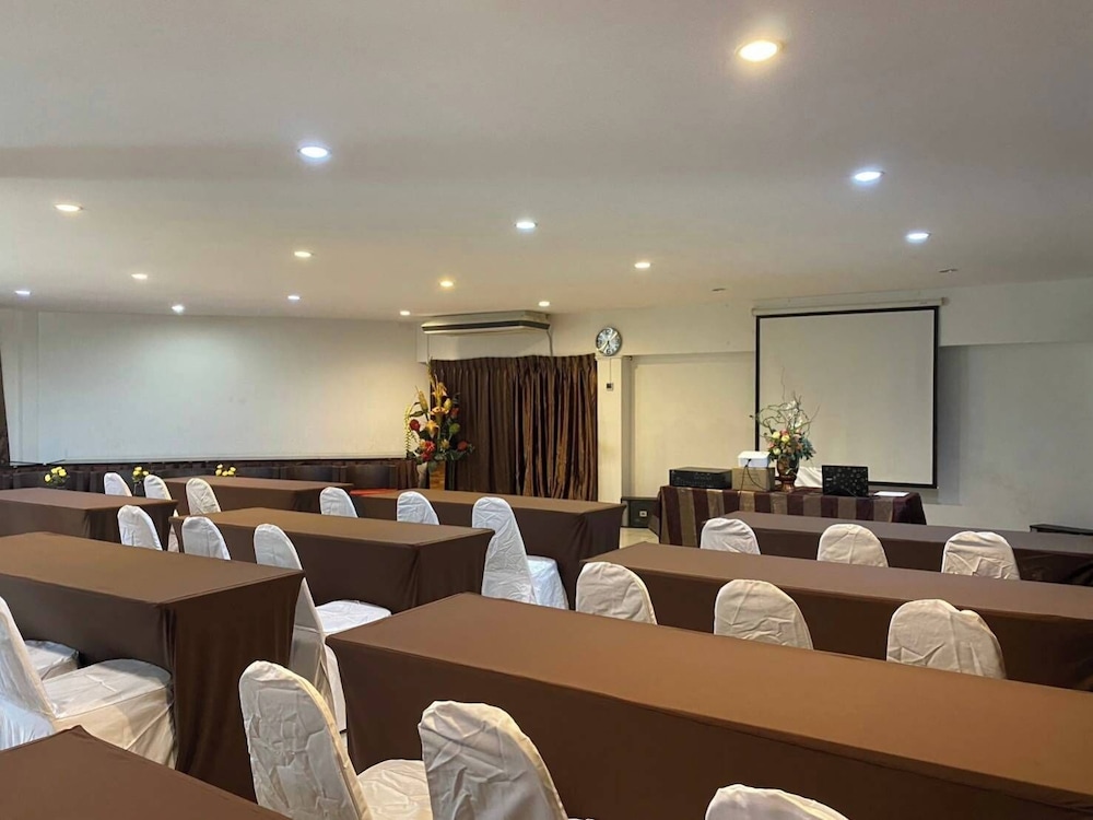 Retreat Resort Pattaya 75/86