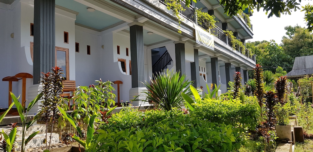 Kasuwari Hotel 21/23