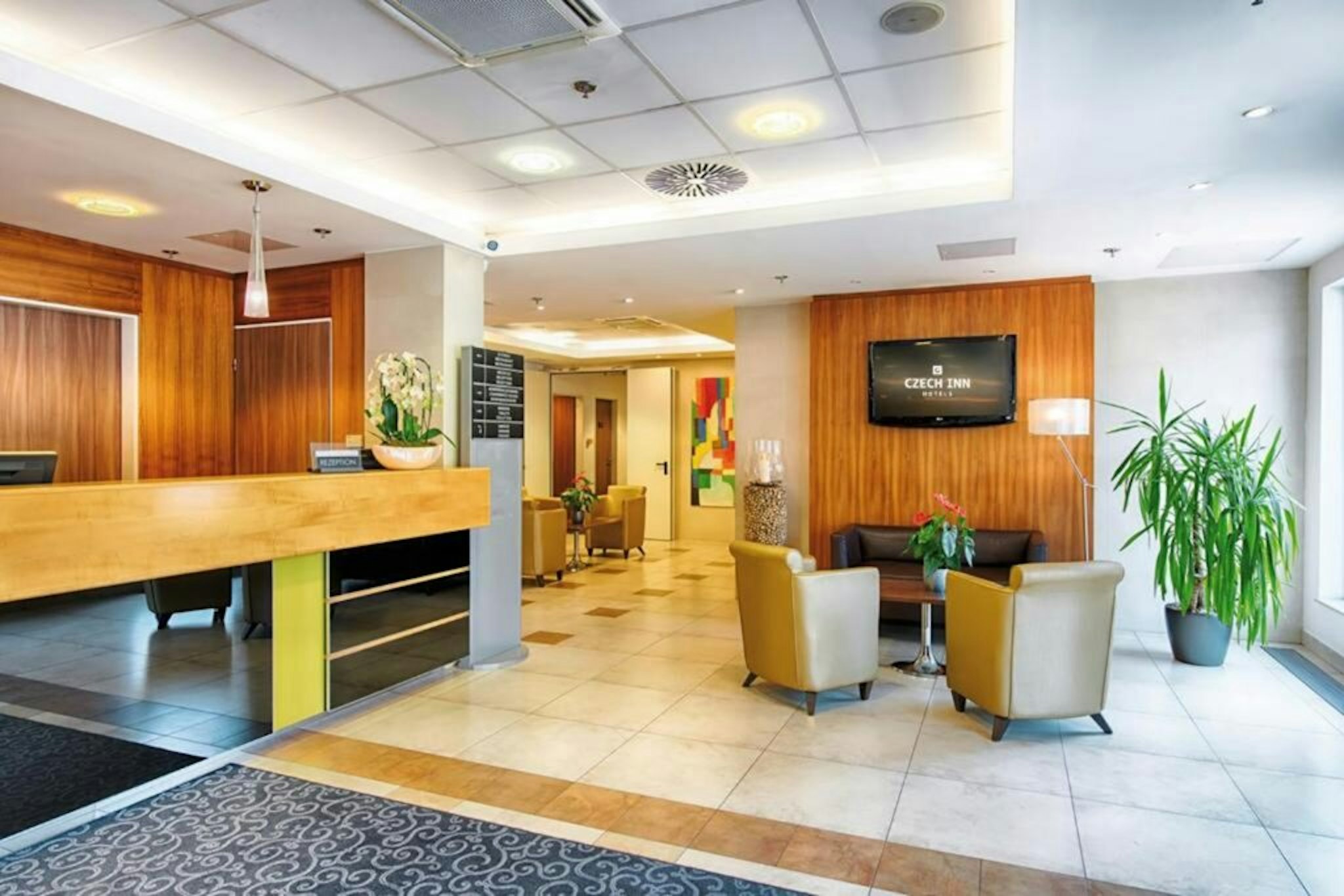 Achat Hotel Budapest 1/3