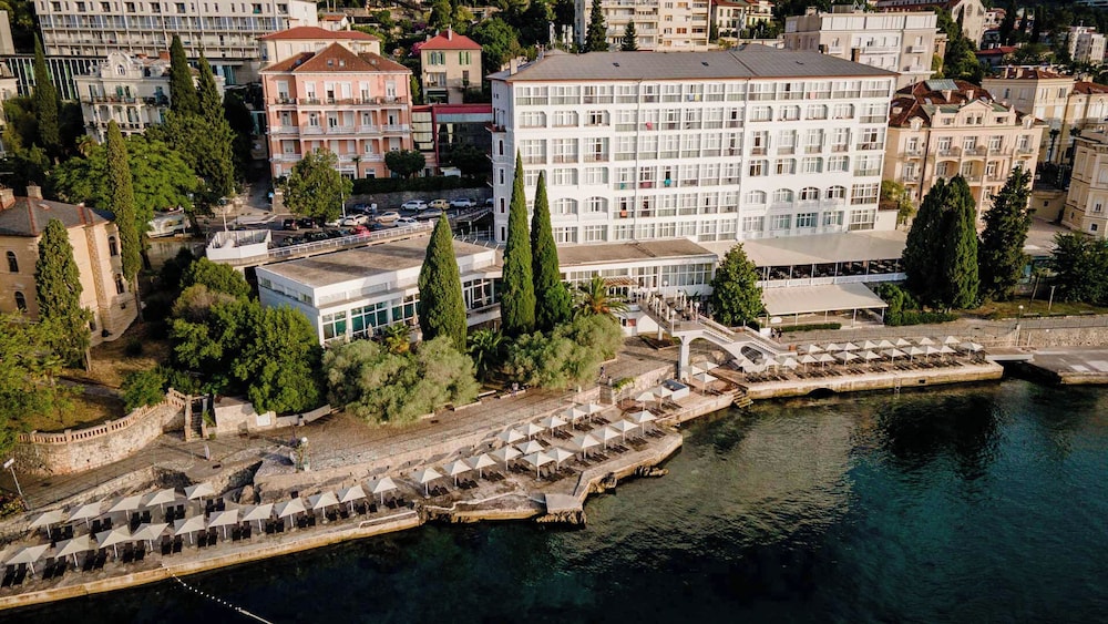 Hotel Kristal 54/60