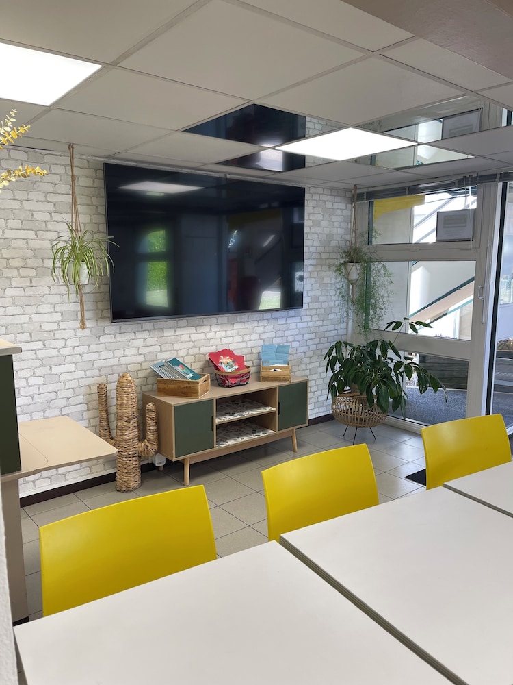 Premiere Classe Amiens Glisy 44/62