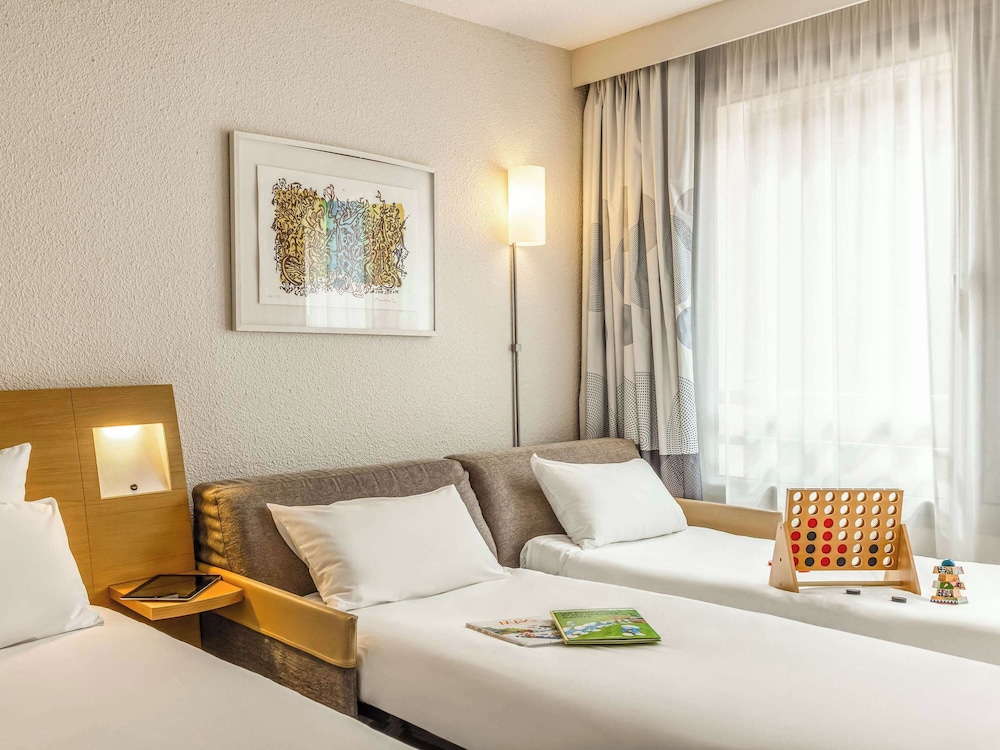 Novotel Lille Centre Gares 13/44