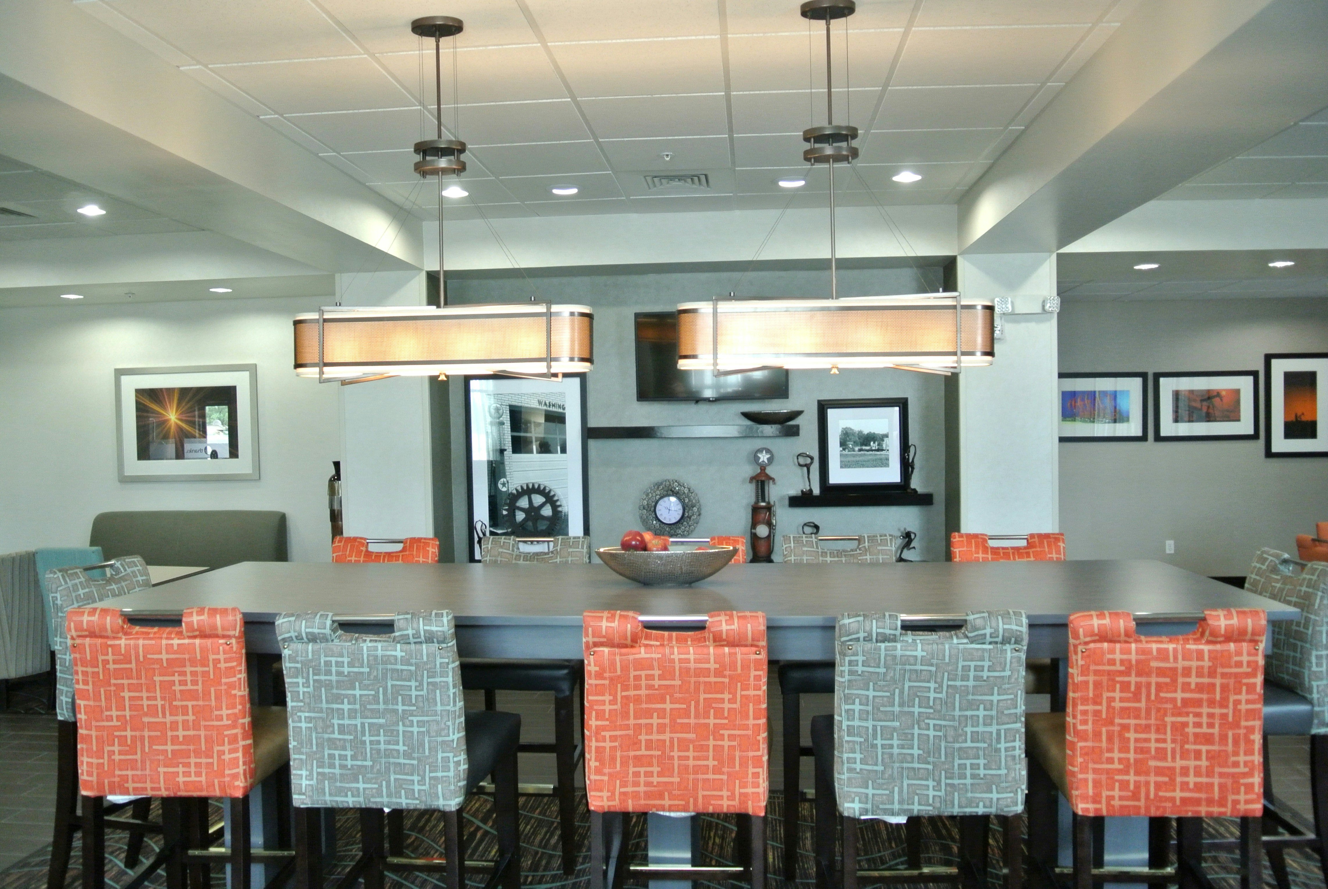 Hampton Inn Carrizo Springs 30/47