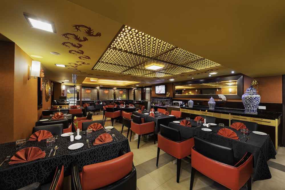 restaurant cafeteria