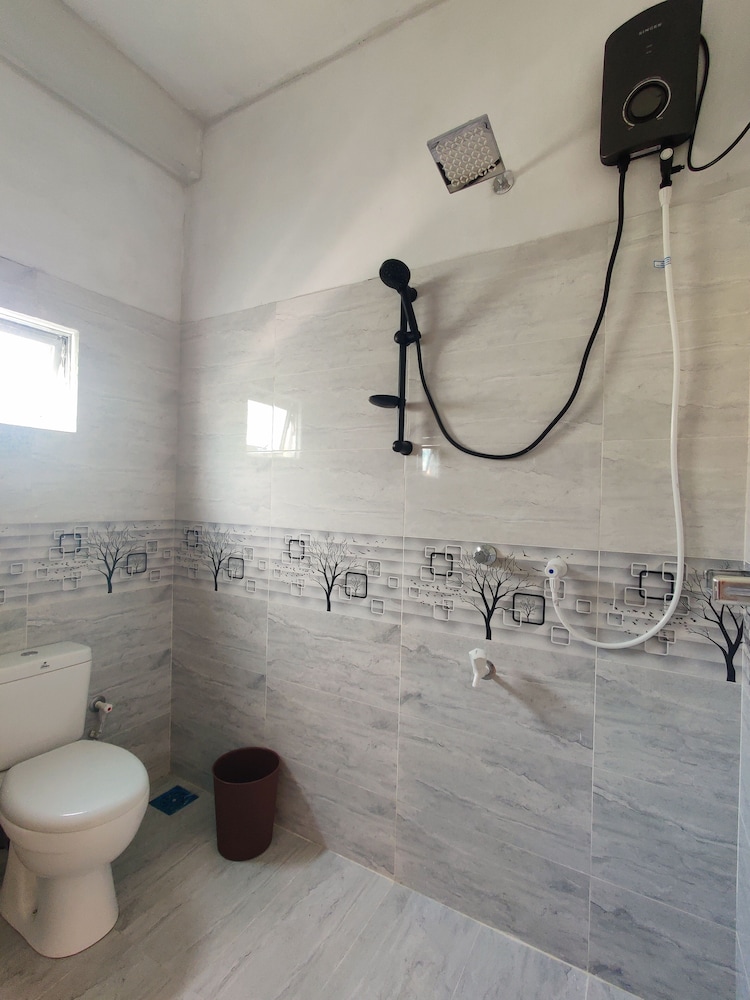 Randi Guest House - Mirissa Beach 48/51