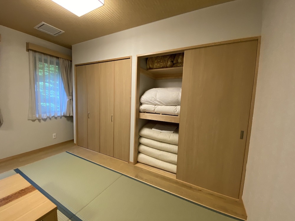 Hakone Kowakien Miyamafurin 42/53
