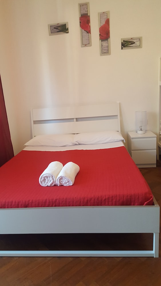 ROOM, QUADRUPLE, BALCONY