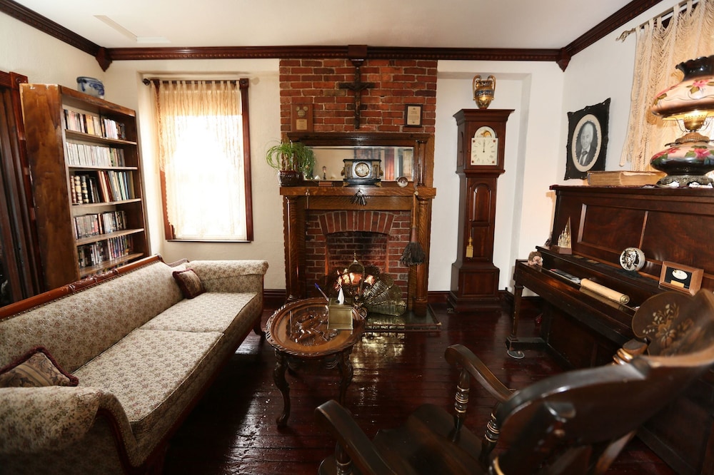 The Old Parsonage Bed and Breakfast 42/64
