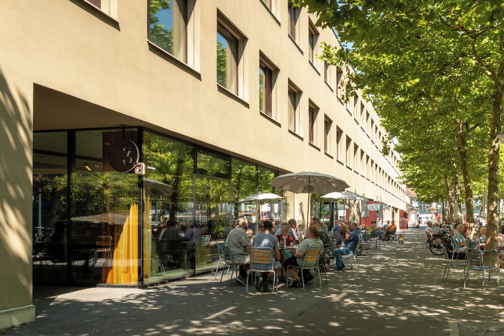 Interlaken Youth Hostel 58/63