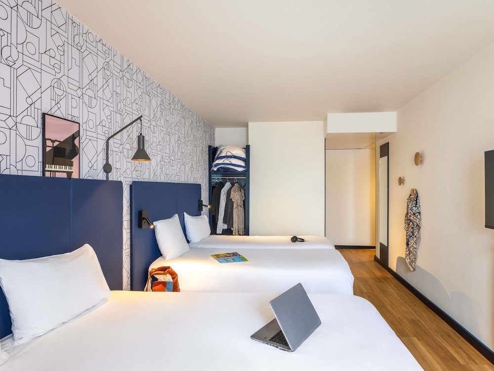 Ibis Dunkerque Centre 22/64