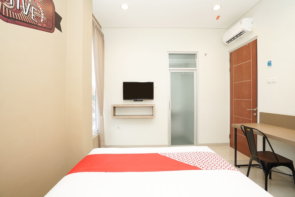 OYO 614 Graha 8 Syariah 20/36