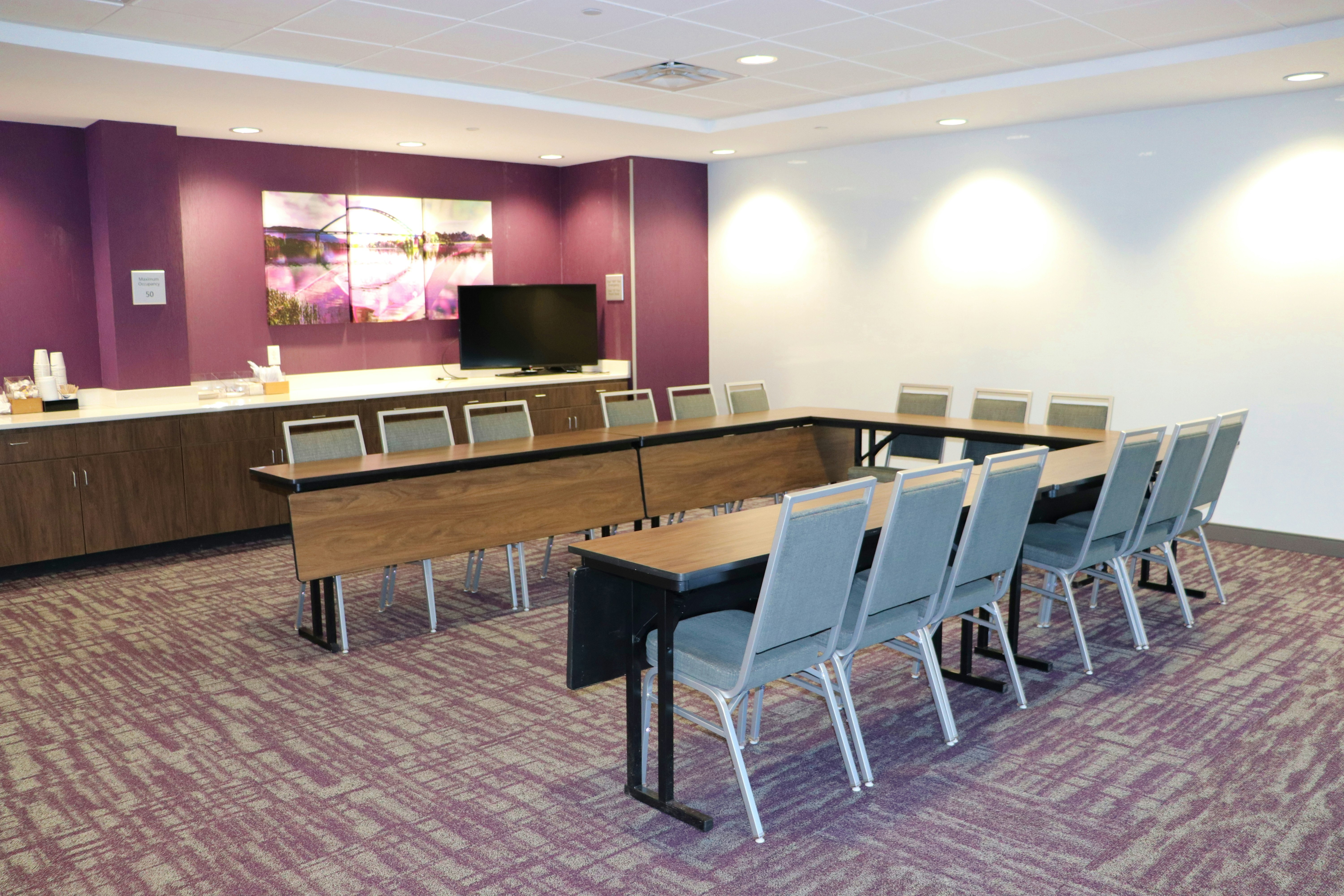 Hampton Inn McMinnville, TN 5/6