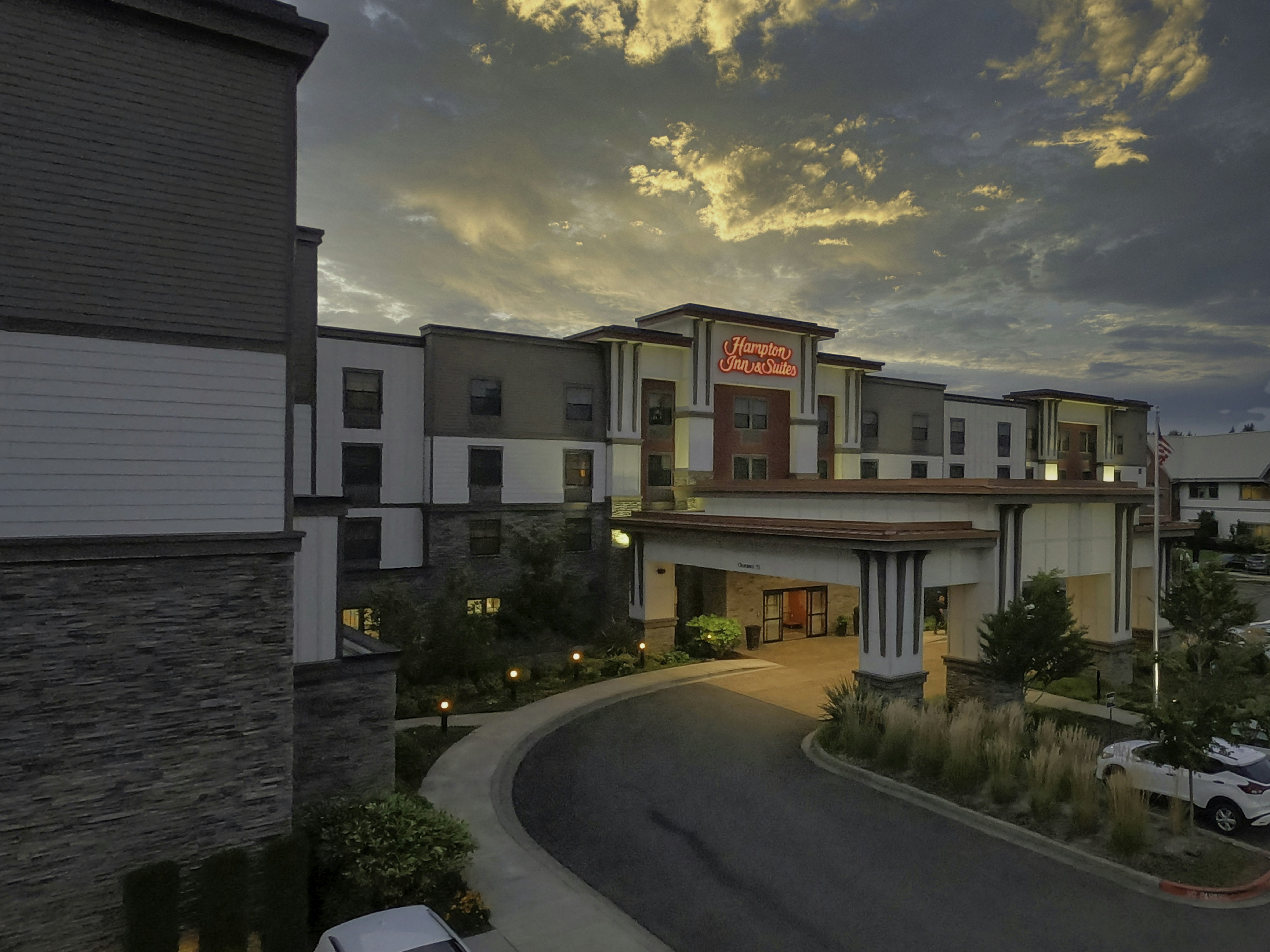 Hampton Inn And Suites Dupont 3/46