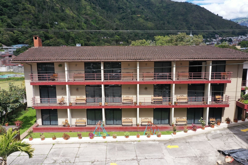 Sangay Spa Hotel 1/50