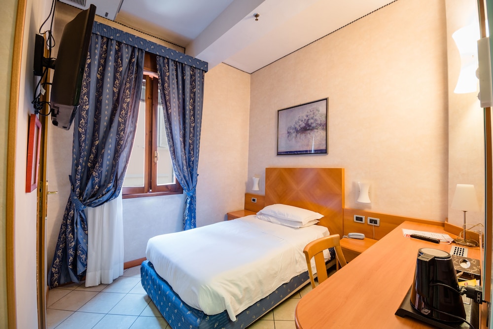 Albergo Centrale Bologna 29/79
