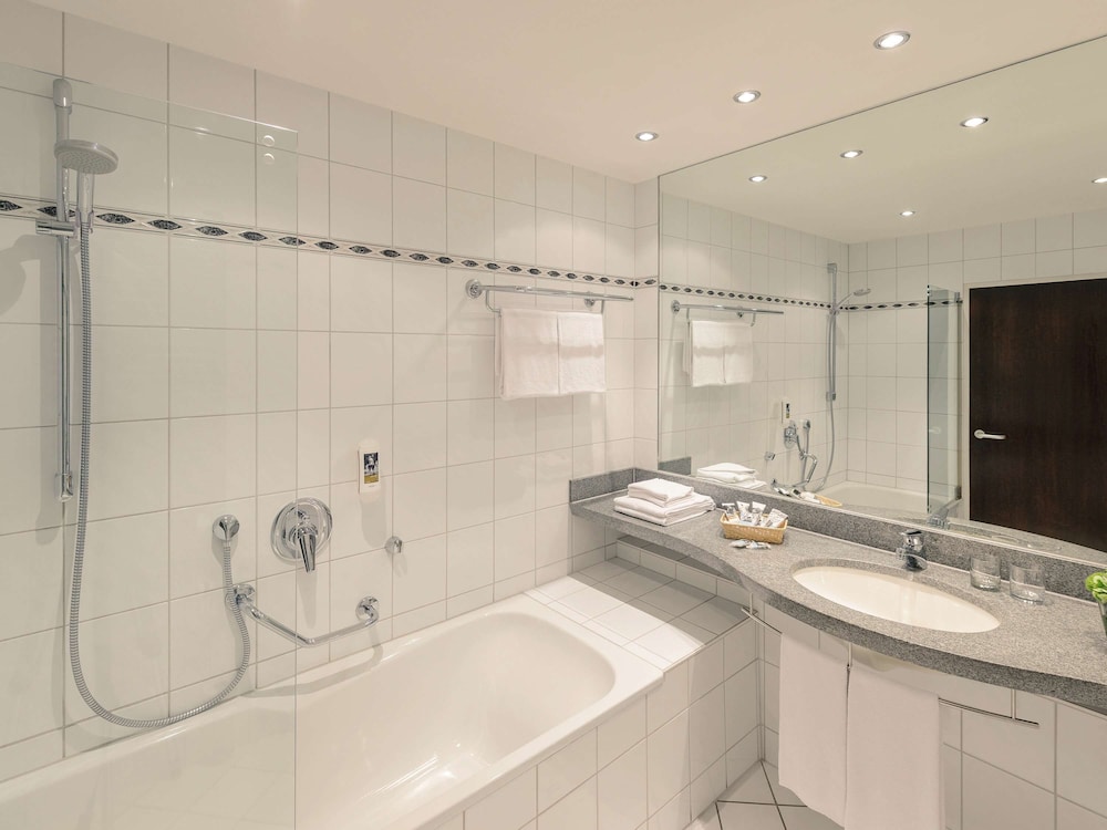 Mercure Trier Porta Nigra 18/73