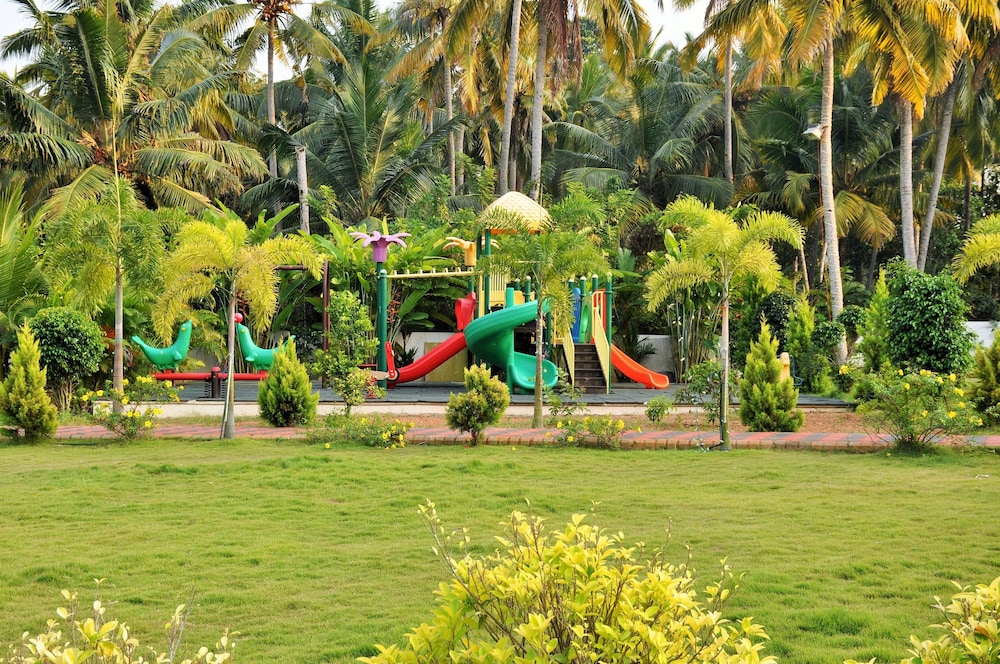 Lake Palace Hotel Trivandrum 16/44