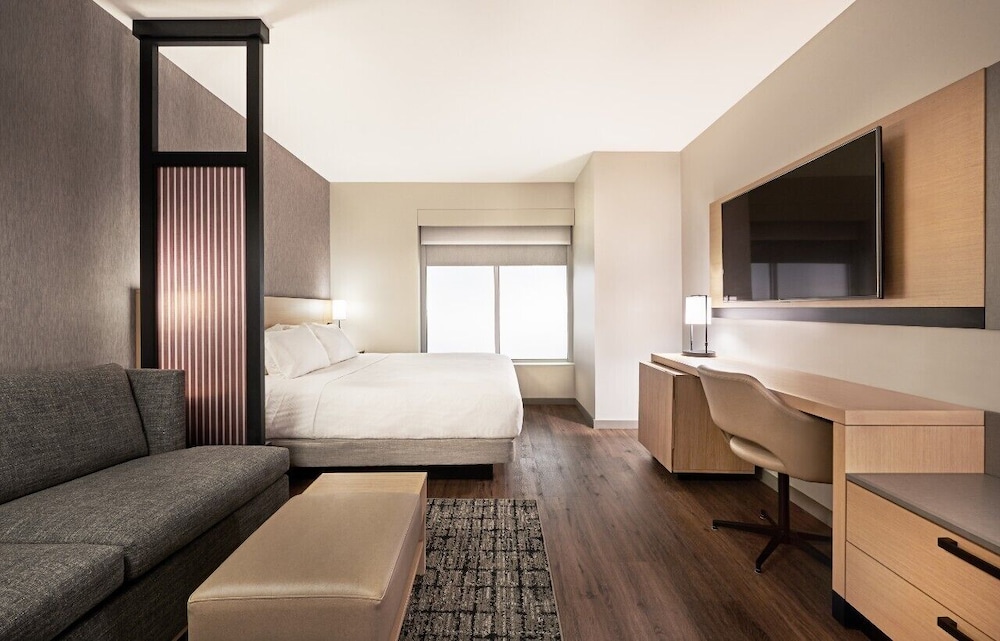 Hyatt Place Munster 6/30