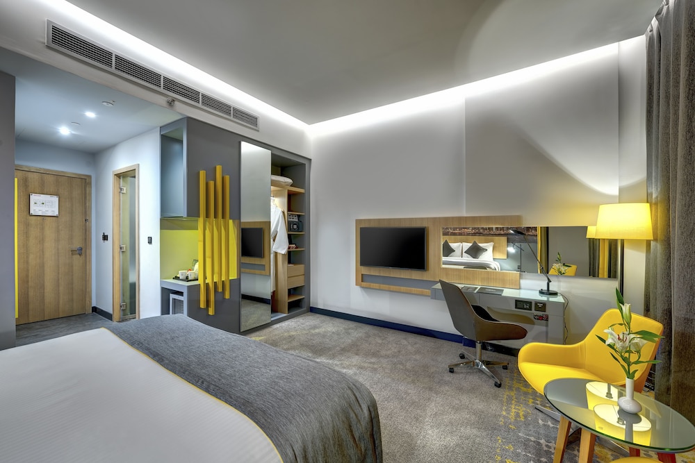 Al Khoory Urban Hotel 18/50