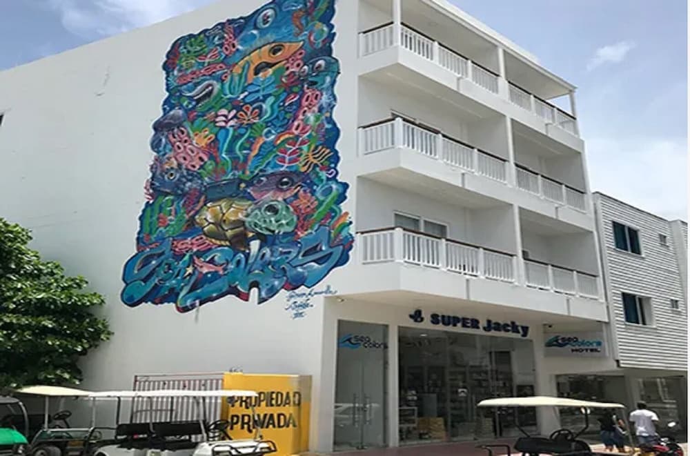 Sea Colors Hotel 43/44