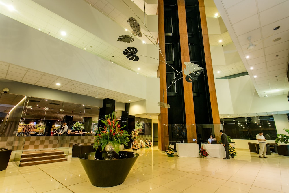 Wyndham Costa Del Sol Pucallpa 8/72
