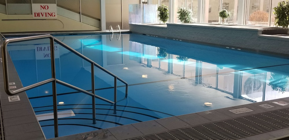 Radisson Hotel Sudbury, ON 1/54