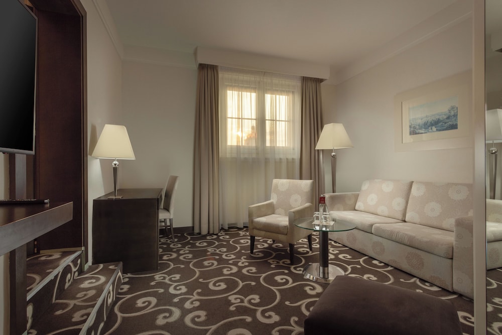 Grand Hotel Bohemia 16/50