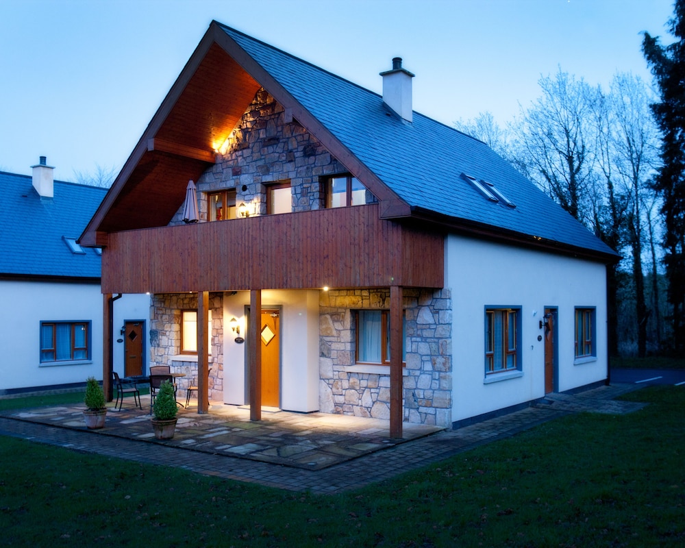 Cabra Castle Hotel 6/50