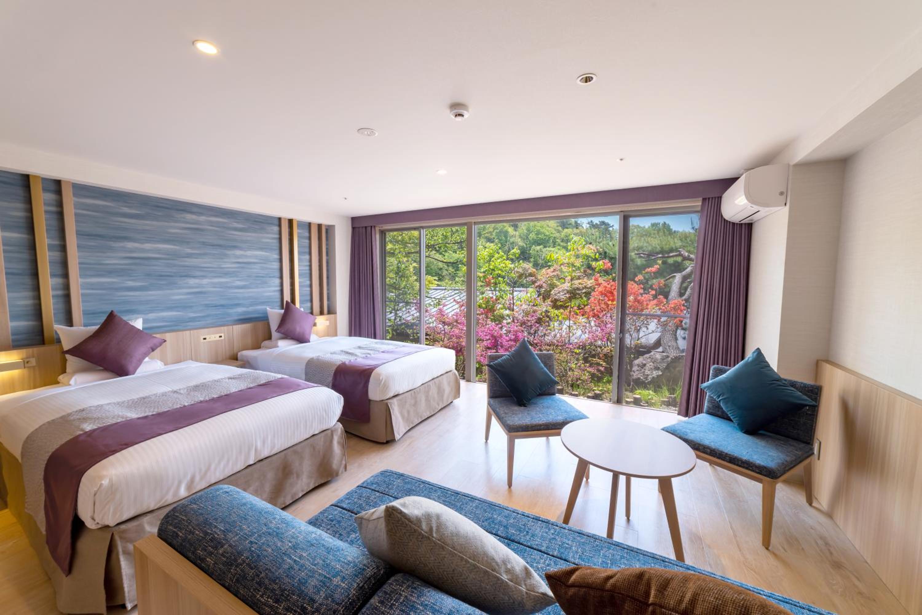 Sky, Standard, Quadruple, 4 Beds, Comfort Floor