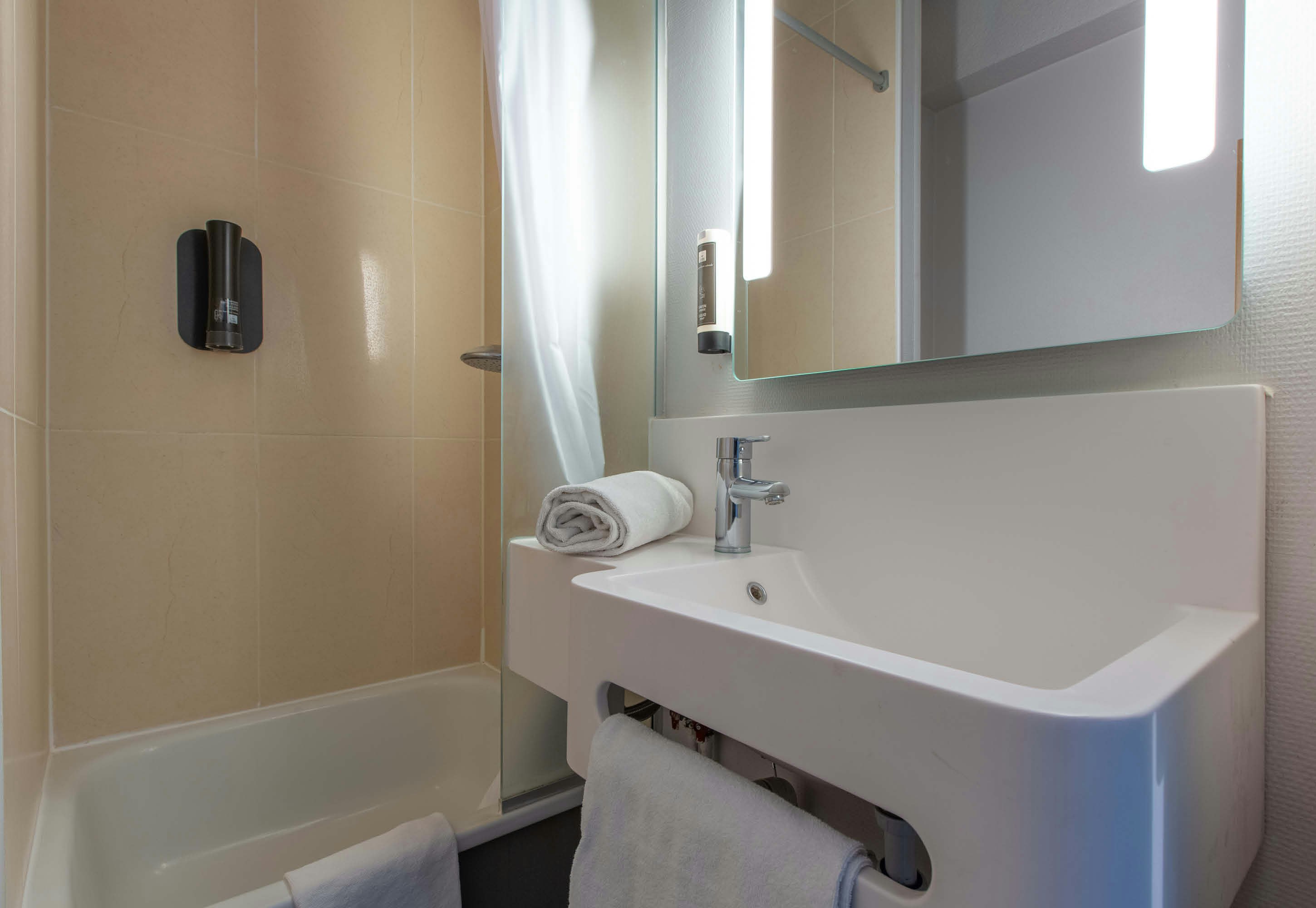 B&B HOTEL Blois Sud Vineuil 23/23