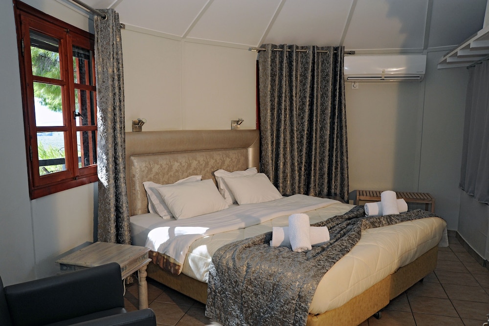 Chrissa Camping Rooms & Bungalows 5/33