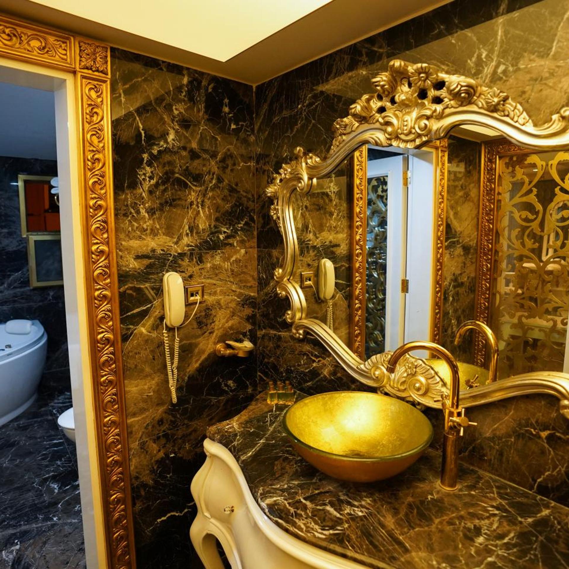 Room, King Bed