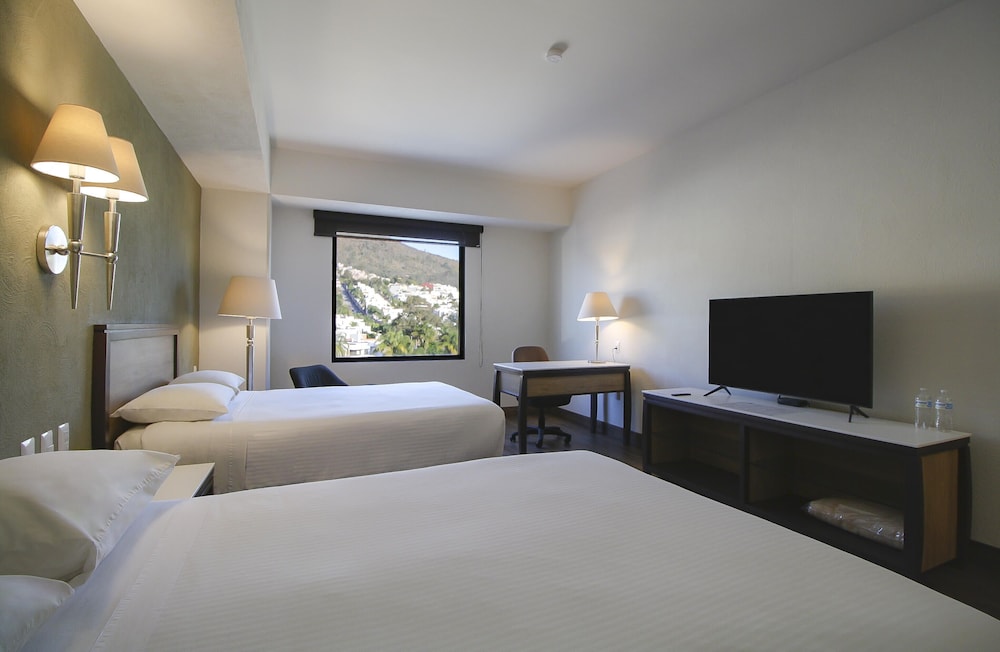 SUPERIOR, 2 DOUBLE BEDS