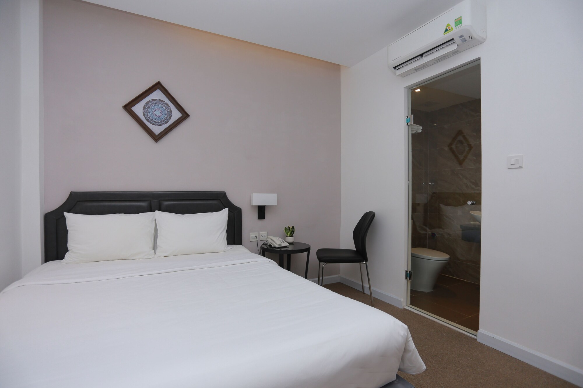 SUPERIOR, DOUBLE BED