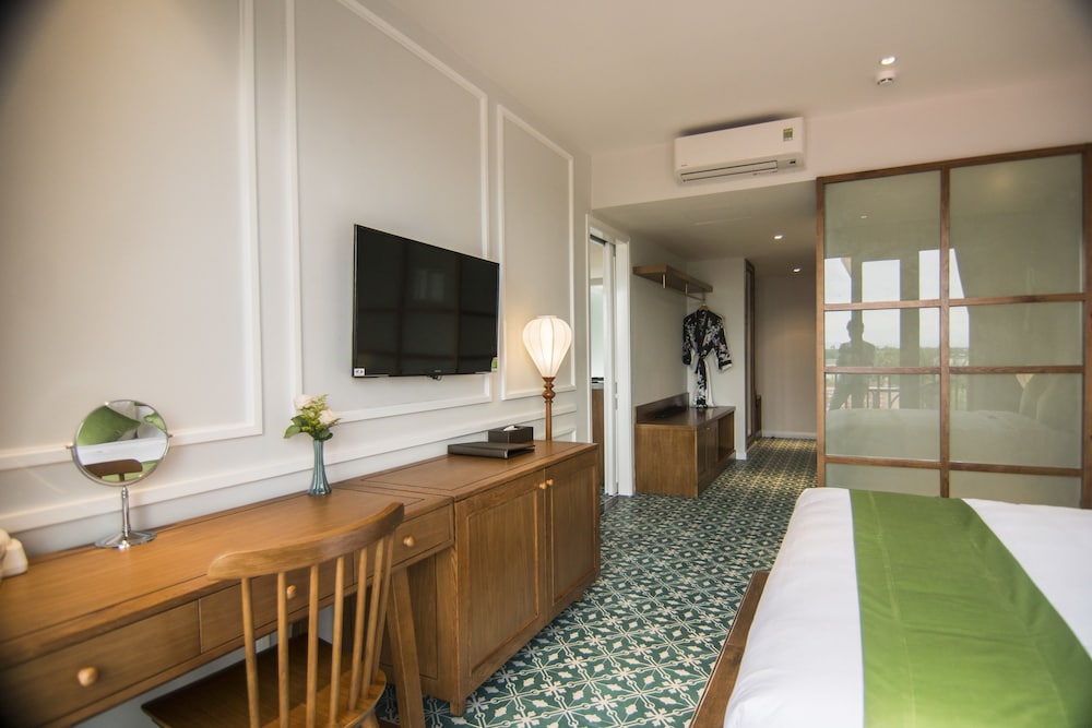 Vinh Hung Old Town Hotel 40/57