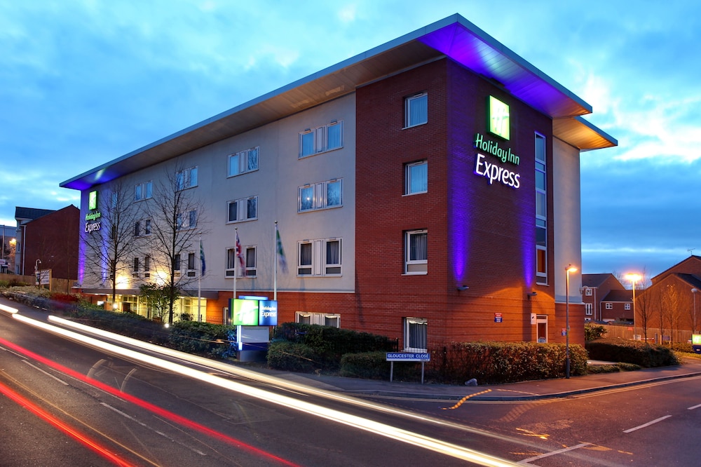 Holiday Inn Express Birmingham Redditch 5/50