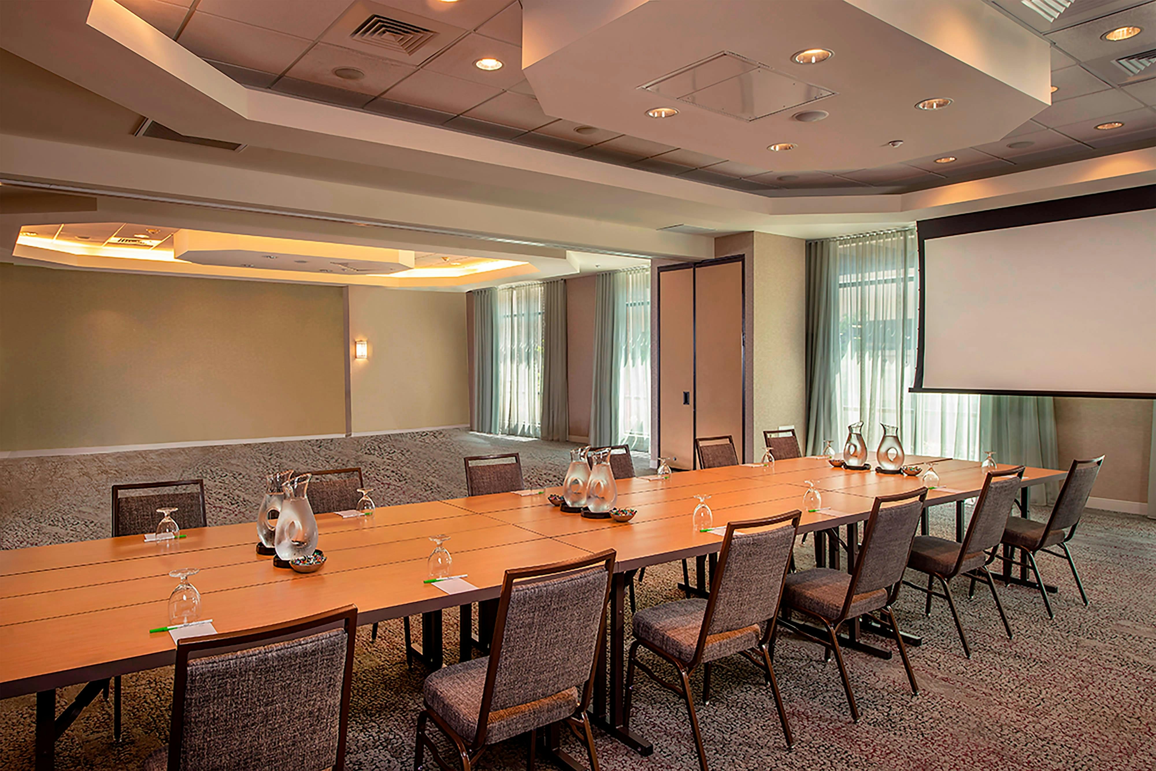 Courtyard By Marriott Gaithersburg Washingtonian Center 13/15
