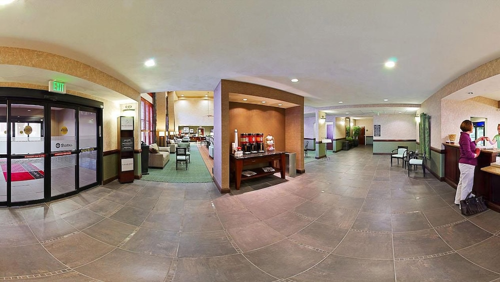 Hampton Inn & Suites Valparaiso 65/81