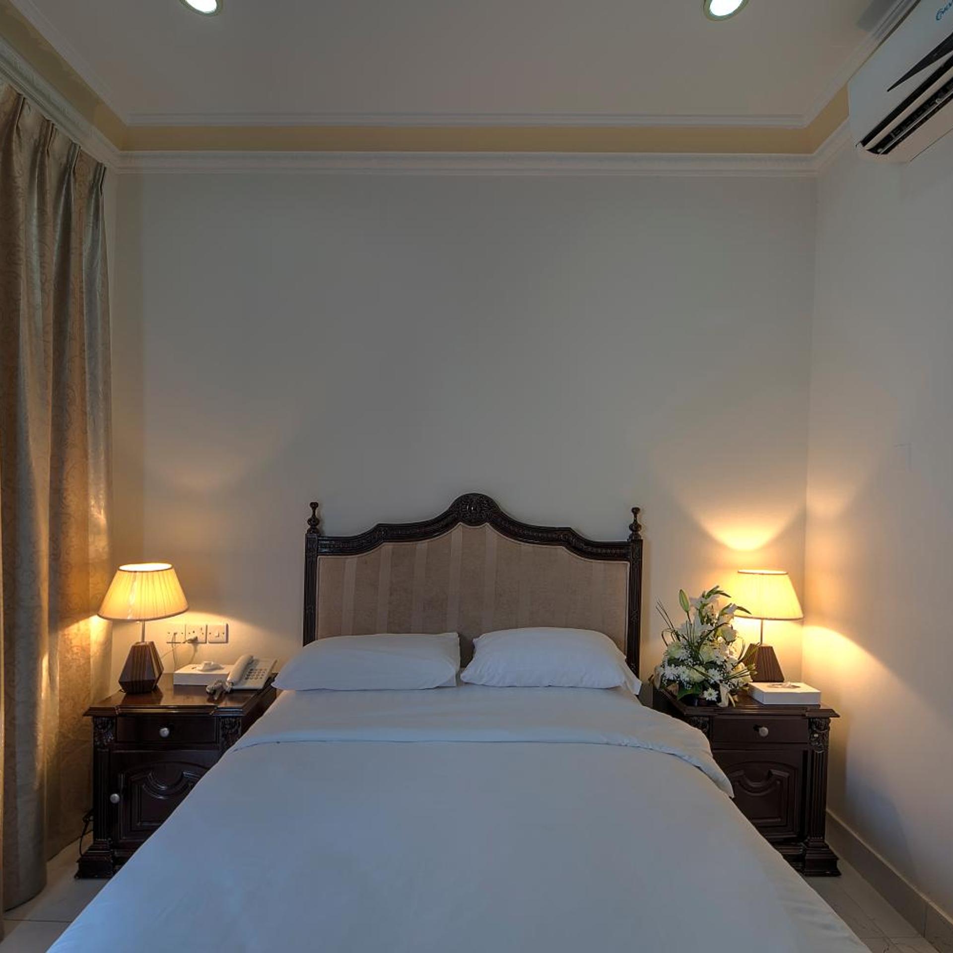 3 Bedrooms, Villa