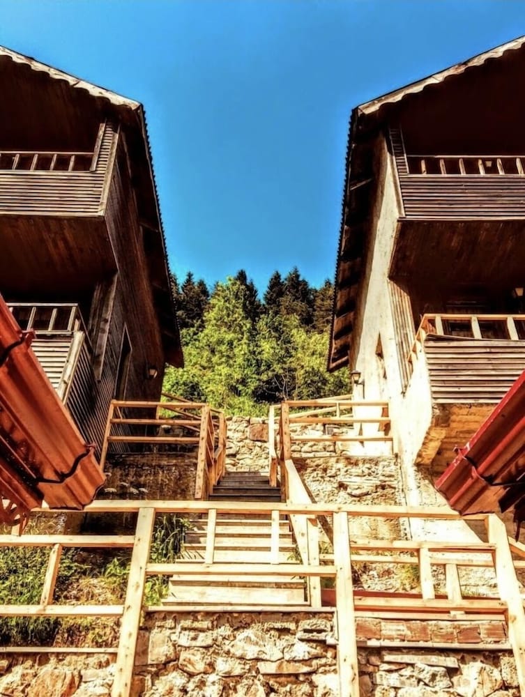 Pervanoglu Dinlenme Tesisi Motel 10/22