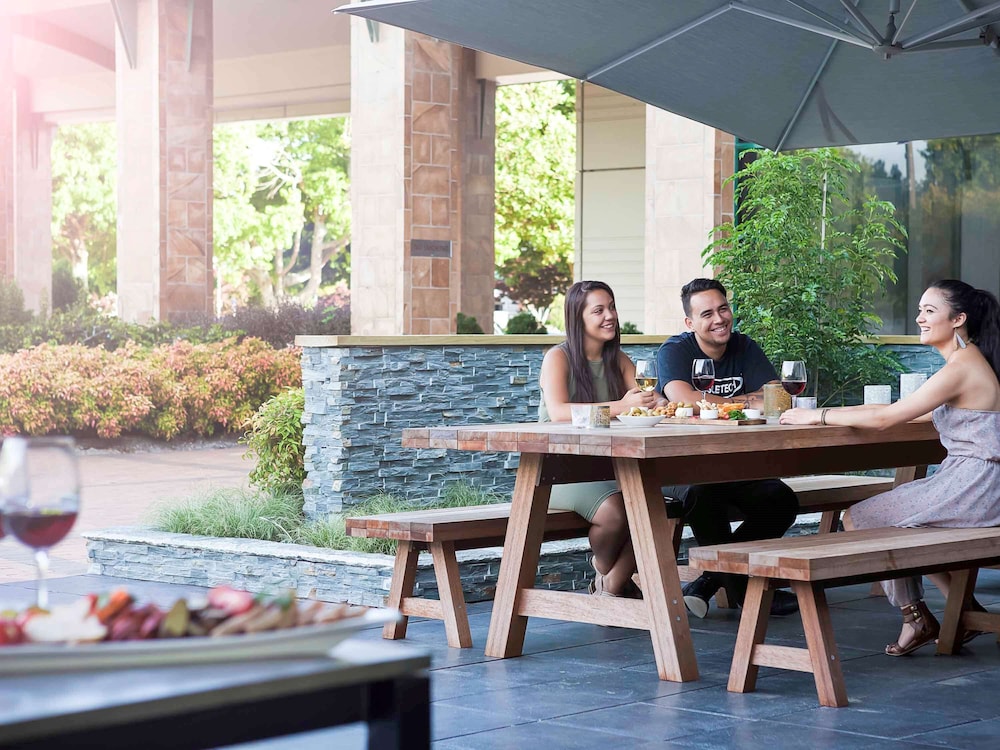 Novotel Rotorua Lakeside 10/71