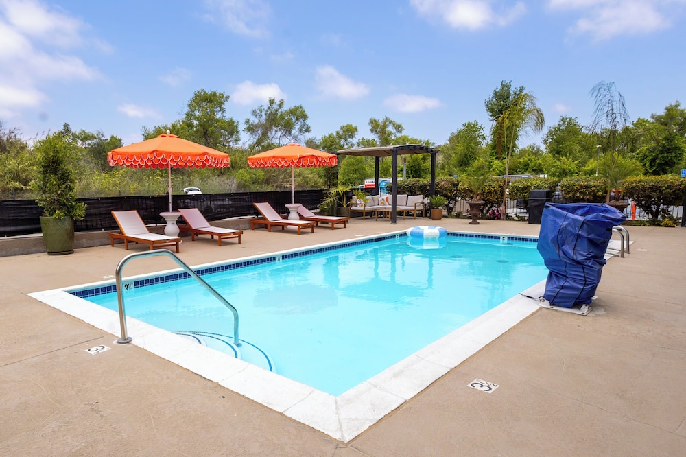 Riverleaf Inn Mission Valley 26/48