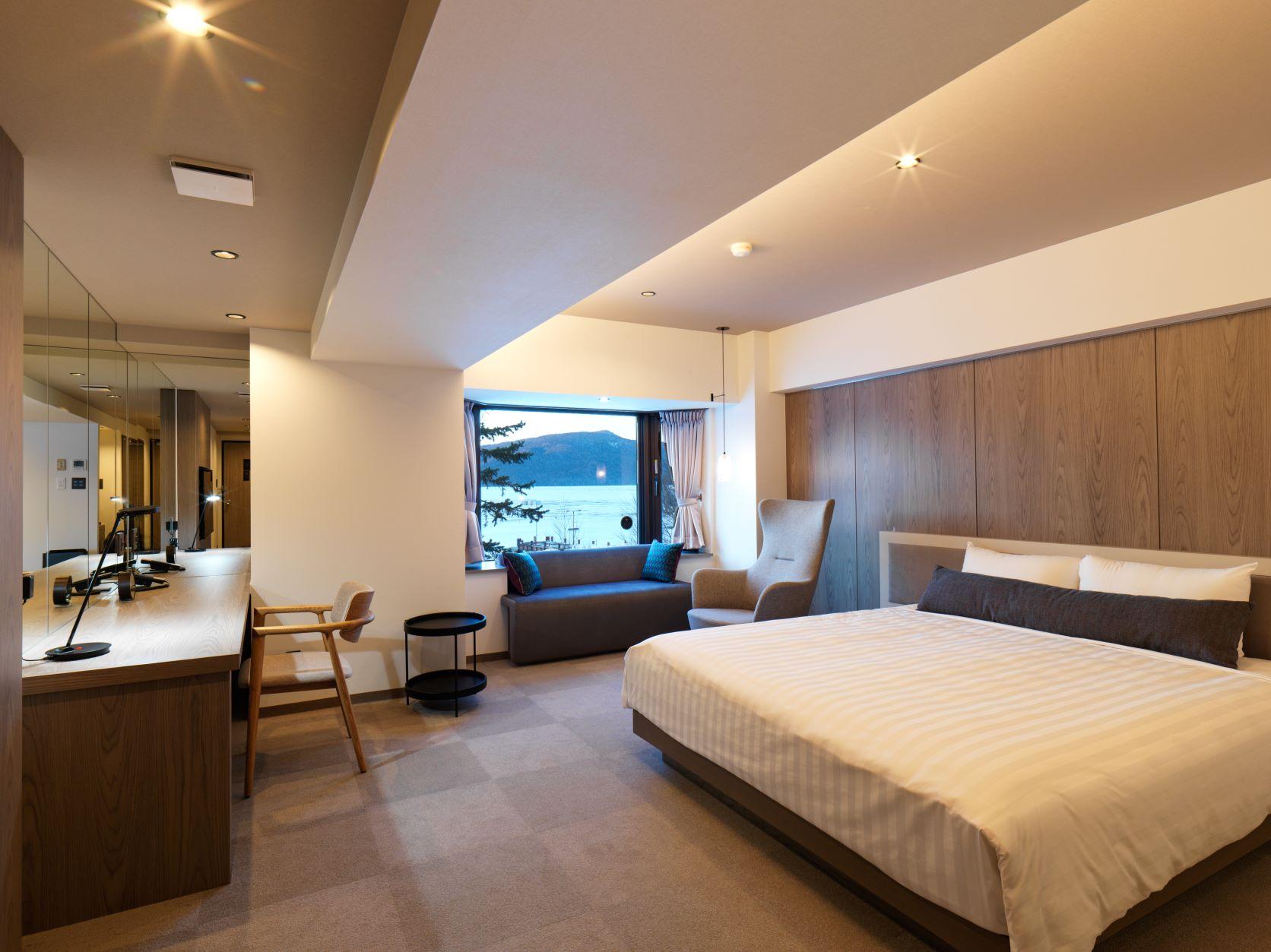 Superior, Queen Bed
