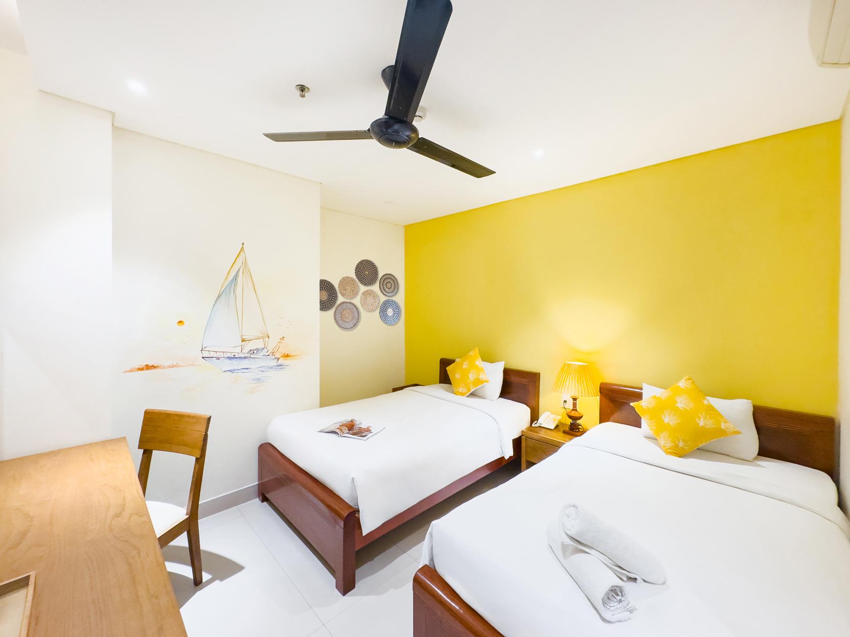 Room, Twin Beds, No Window