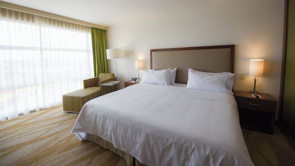 Suite, King Bed, Top Floor