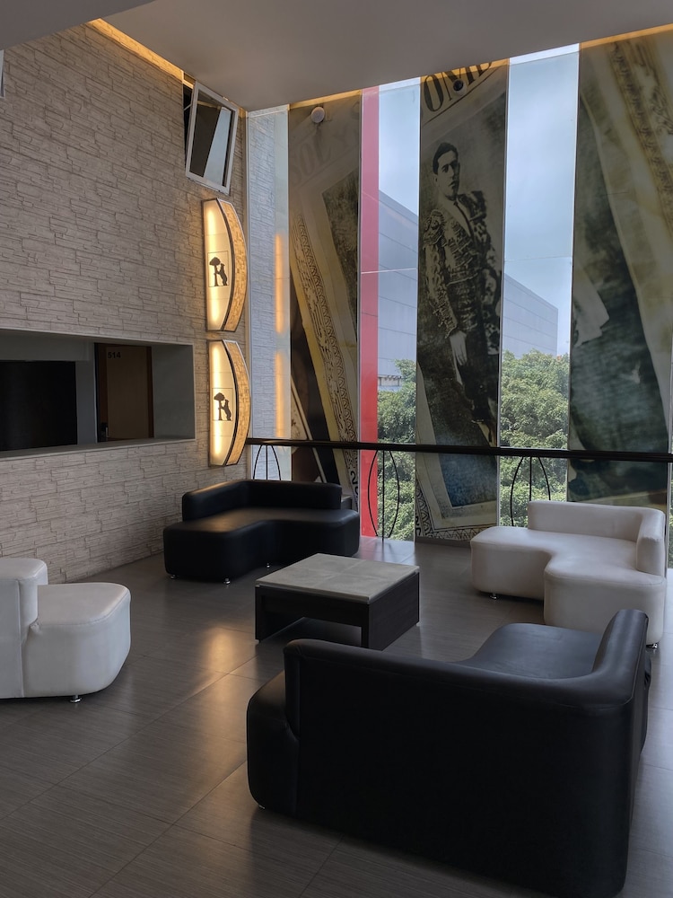 Gran Hotel Villa de Madrid 33/54