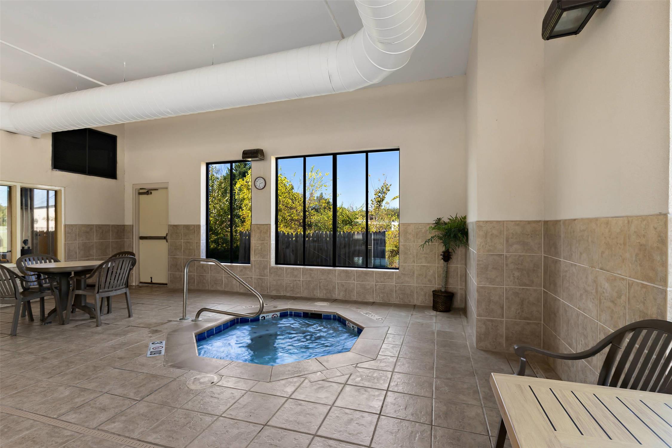 Comfort Inn Powell - Knoxville North 19/40