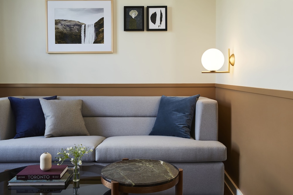 Kimpton Saint George Hotel 48/83