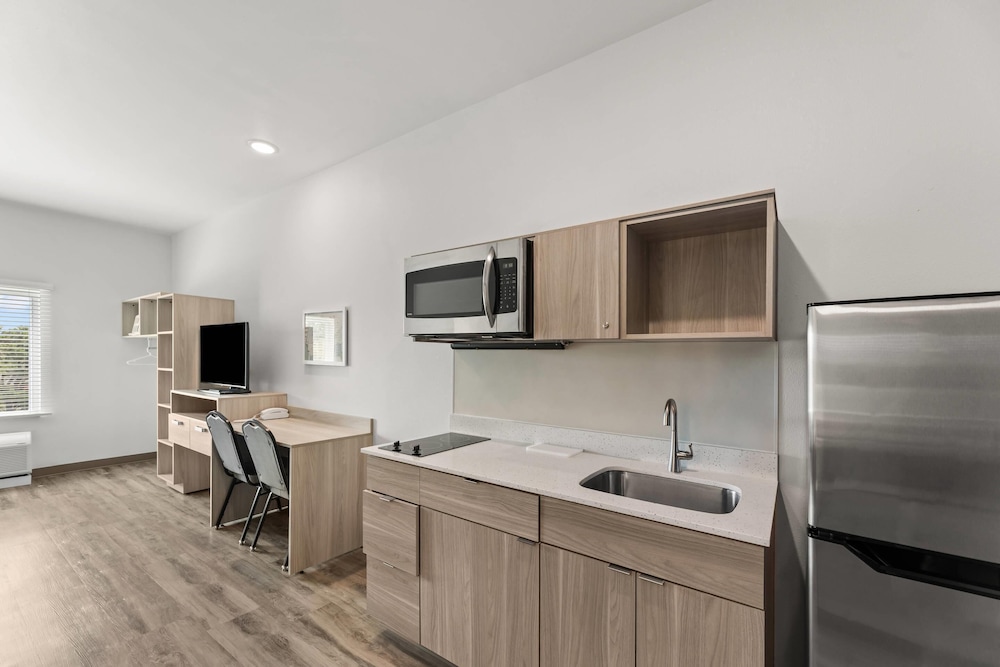 WoodSpring Suites Jackson Pearl I-20 58/58